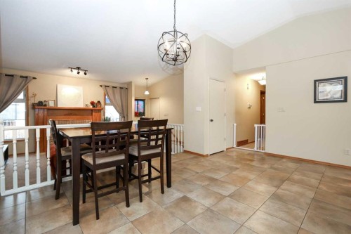 31 Armitage Close, Red Deer, AB 