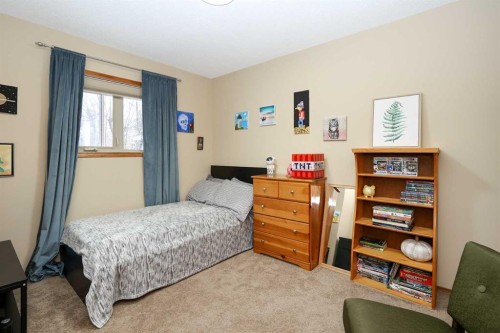 31 Armitage Close, Red Deer, AB 