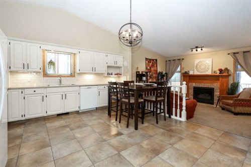 31 Armitage Close, Red Deer, AB 