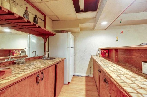 40 Nielsen Close, Red Deer, AB - Indoor