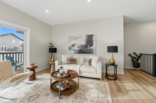 7 Thorne Place, Red Deer, AB - Indoor Photo Showing Living Room