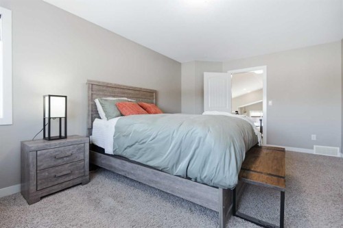 34 Cambridge Close, Blackfalds, AB 