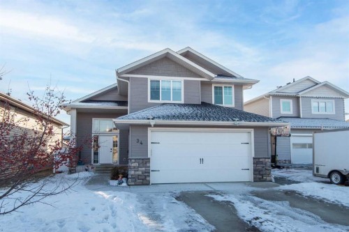 34 Cambridge Close, Blackfalds, AB 