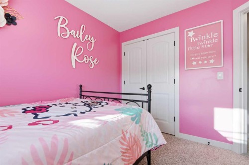 34 Cambridge Close, Blackfalds, AB 