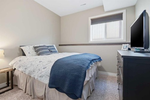 34 Cambridge Close, Blackfalds, AB 