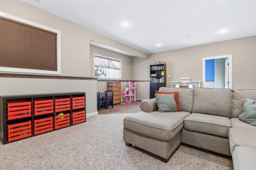 34 Cambridge Close, Blackfalds, AB 