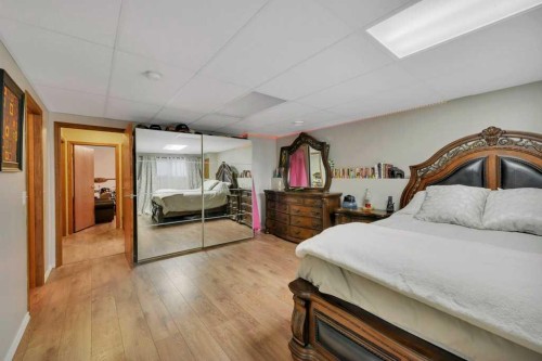 4 Blackstone Avenue, Lacombe, AB - Indoor Photo Showing Bedroom