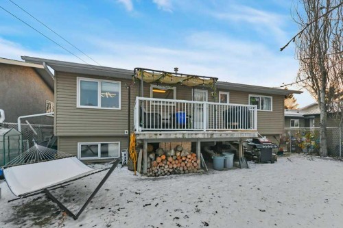 4 Blackstone Avenue, Lacombe, AB - Outdoor