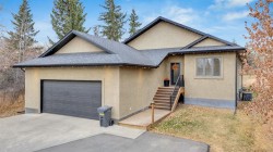 15 Creek Road  Rural Ponoka County, AB T4J 1R3