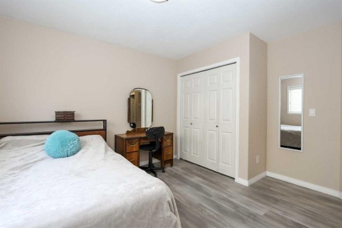 26 Jenner Crescent, Red Deer, AB - Indoor Photo Showing Bedroom