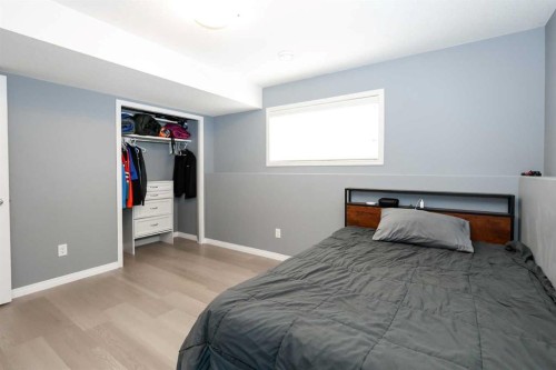 26 Jenner Crescent, Red Deer, AB - Indoor Photo Showing Bedroom