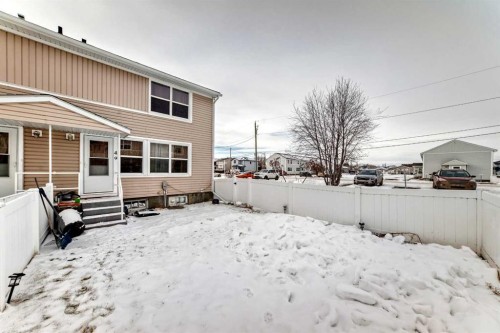 49 Poplar Crescent, Springbrook, AB 