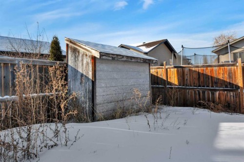 67 Garden Road, Lacombe, AB - Outdoor