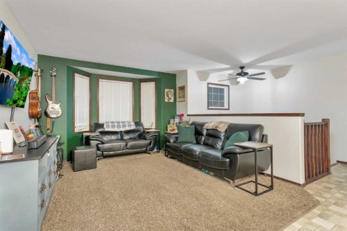 67 Garden Road, Lacombe, AB - Indoor