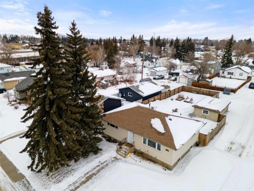 5228 53 Avenue, Viking, AB - Outdoor With View