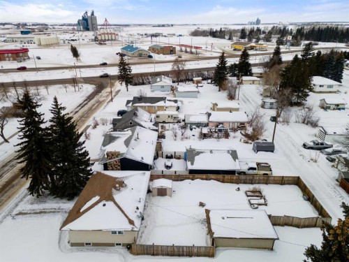 5228 53 Avenue, Viking, AB - Outdoor With View