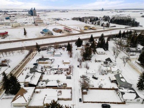 5228 53 Avenue, Viking, AB - Outdoor With View