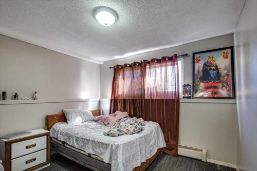 7 Nyberg Avenue, Red Deer, AB - Indoor Photo Showing Bedroom