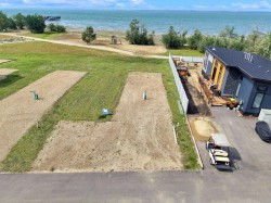 134-41310 Range Road 282  Rural Lacombe County, AB T4L 2N3