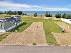 135-41310 Range Road 282  Rural Lacombe County, AB T4L 2N3