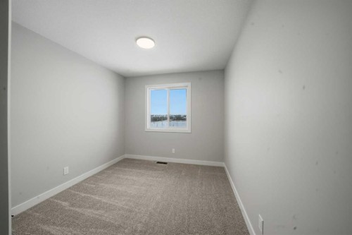 17 Gray Close, Sylvan Lake, AB - Indoor Photo Showing Other Room