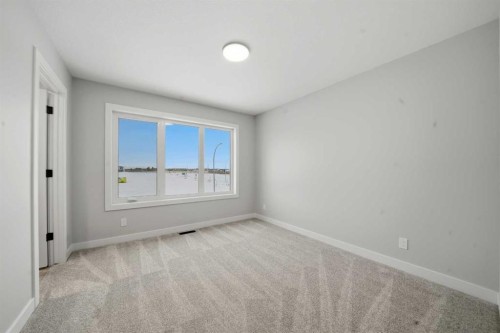 17 Gray Close, Sylvan Lake, AB - Indoor Photo Showing Other Room