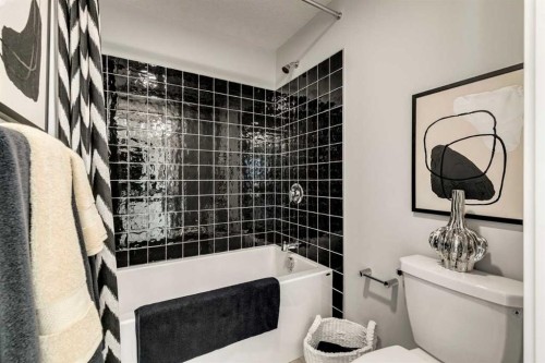 249 Dawson Wharf Crescent, Chestermere, AB - Indoor Photo Showing Bathroom