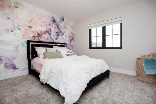125 Emerald Drive, Red Deer, AB - Indoor Photo Showing Bedroom