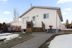 124 Main Street  Edberg, AB T0B 1J0
