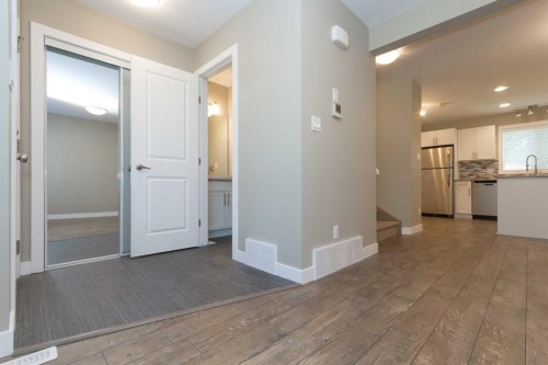 12504 119 Avenue Nw, Edmonton, AB - Indoor Photo Showing Kitchen