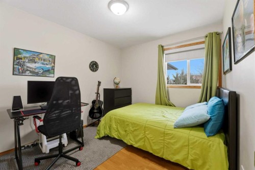 22 Lampard Crescent, Red Deer, AB - Indoor Photo Showing Bedroom