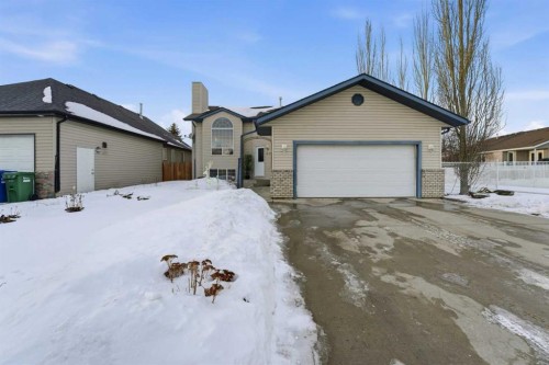 22 Lampard Crescent, Red Deer, AB - Outdoor