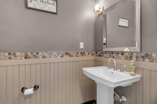 33 Sisson Avenue, Red Deer, AB 