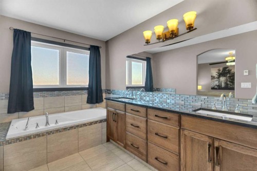 33 Sisson Avenue, Red Deer, AB 