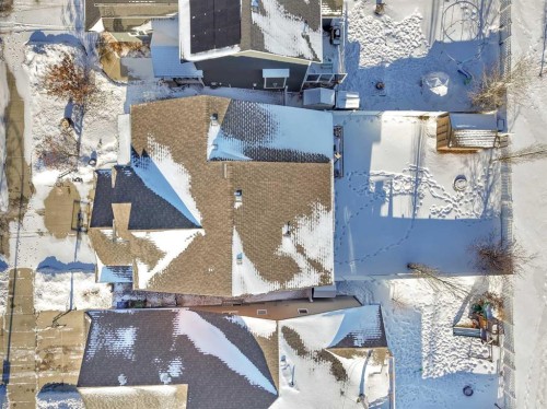 33 Sisson Avenue, Red Deer, AB 