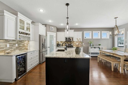 30 Van Horn Close, Red Deer, AB - Indoor Photo Showing Kitchen With Upgraded Kitchen