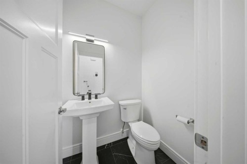 26 Van Horn Close, Red Deer, AB - Indoor Photo Showing Bathroom