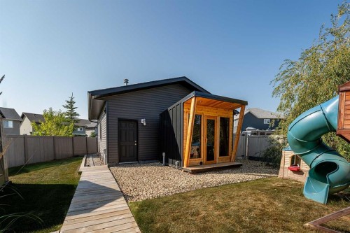 26 Van Horn Close, Red Deer, AB - Outdoor With Exterior