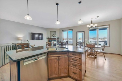 132 Illingworth Close, Red Deer, AB - Indoor