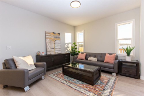 41 Terra Close, Red Deer, AB - Indoor Photo Showing Living Room