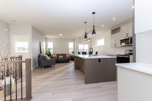 41 Terra Close, Red Deer, AB - Indoor Photo Showing Kitchen With Upgraded Kitchen