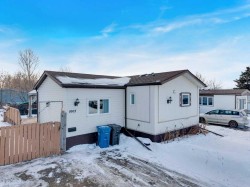 1007-7050 Gray Drive  Red Deer, AB T4P 1B9