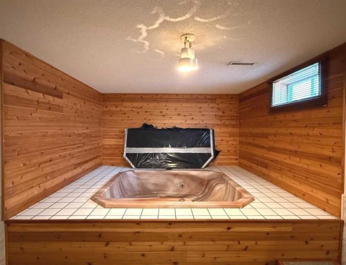 4604 Womacks Road, Blackfalds, AB - Indoor