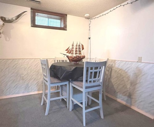 4604 Womacks Road, Blackfalds, AB - Indoor