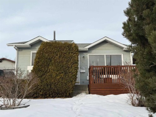 4604 Womacks Road, Blackfalds, AB - Outdoor