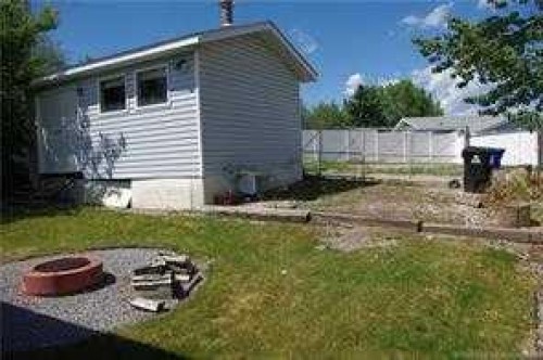 4604 Womacks Road, Blackfalds, AB - Outdoor