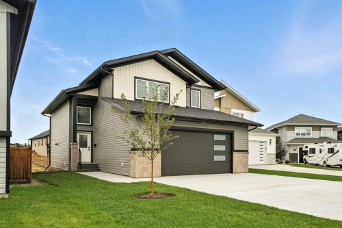 25 Murphy Close, Blackfalds, AB - Outdoor