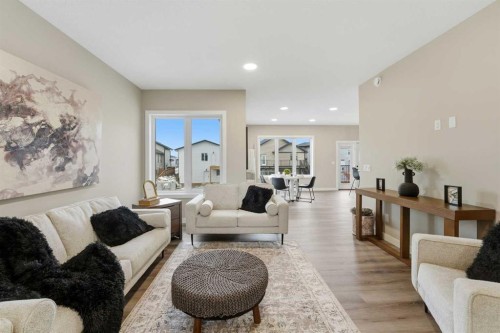 25 Murphy Close, Blackfalds, AB - Indoor Photo Showing Living Room