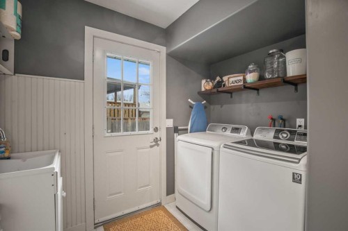 13 Blackstone Avenue, Lacombe, AB - Indoor Photo Showing Laundry Room