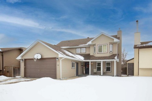 13 Blackstone Avenue, Lacombe, AB - Outdoor With Facade